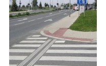 Vodorovné značení Slepecké vodící pruhy Vodorovné značení Slepecké vodící pruhy