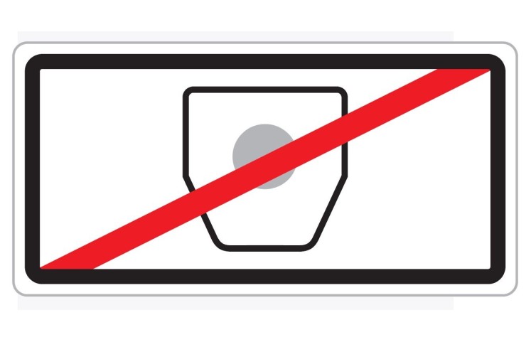 Dopravní značka E11a - Bez časového poplatku Dopravní značka E11a - Bez časového poplatku