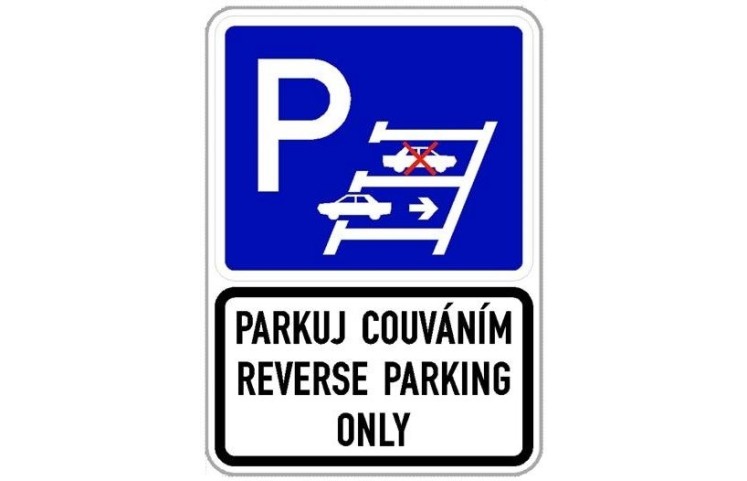 Dopravní značka - Parkuj couváním Dopravní značka - Parkuj couváním