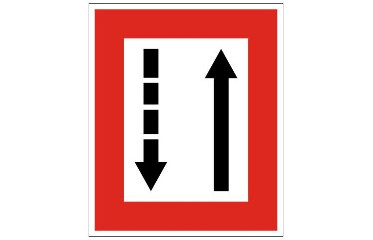 Plavební znak B3b - Příkaz přidržovat se strany plavební dráhy, která je po pravém boku