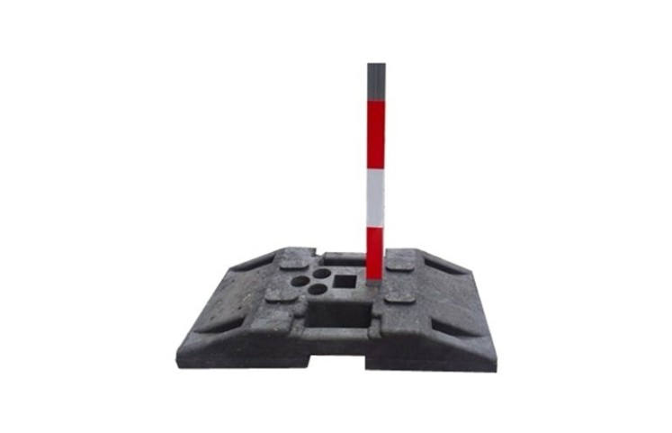 Kovový sloupek s reflexní fólií Kovový sloupek s reflexní fólií