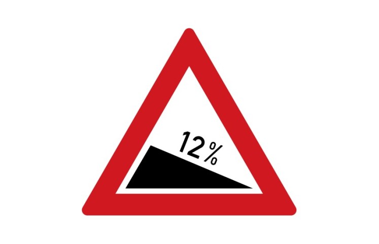 Dopravní značka A5a - Nebezpečné klesání Dopravní značka A5a - Nebezpečné klesání