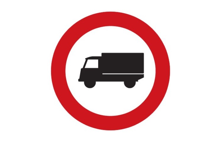 Dopravní značka B4 - Zákaz vjezdu nákladních automobilů